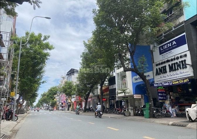 Chính chủ cho thuê 2MT liền kề số 46-48 Lê Văn Sỹ, Phú Nhuận