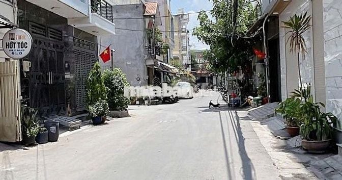 Nhà cho thuê Hẻm xe tải thông đường Mã Lò 4x17  4pn 3 wc điện 3p.