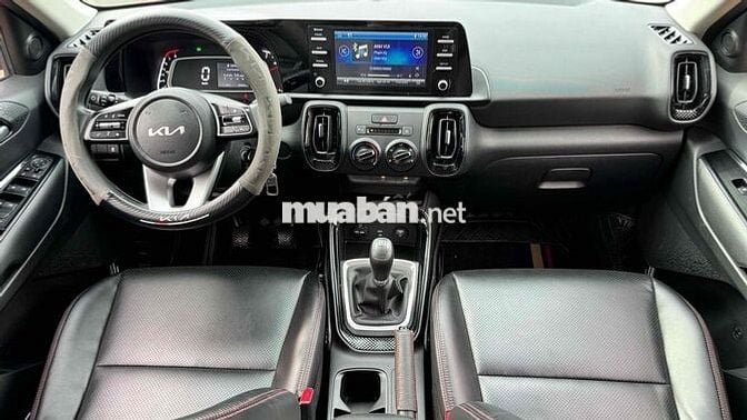 Kia Sonet 2022 Deluxe 1.5 MT - 27000 km