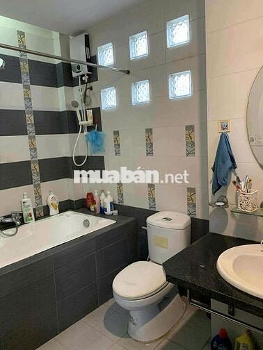 Nnhà 04 tầng 4PN _ Hẻm Xe Hơi Hồ Biểu Chánh Phú Nhuận