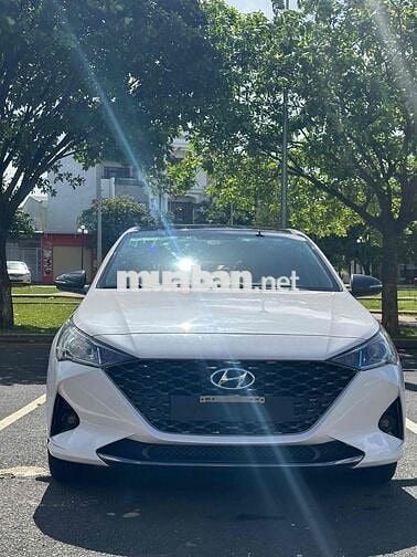 Hyundai Accent 2023 - 66000 km