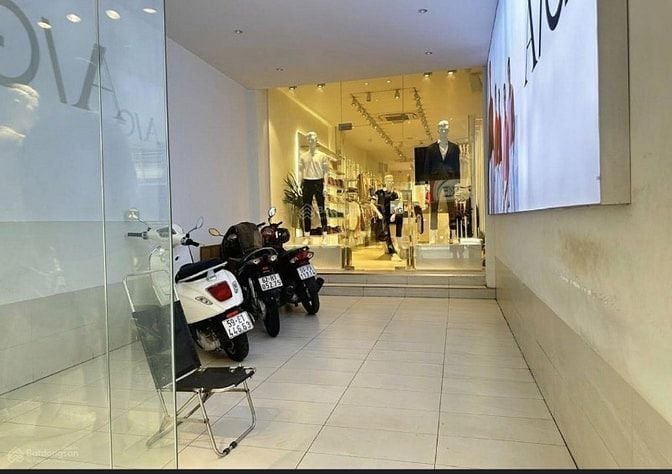 Chính chủ cho thuê 2MT liền kề số 46-48 Lê Văn Sỹ, Phú Nhuận