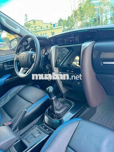 Toyota Fortuner 2020 2.4G 4x2 MT - 89000 km