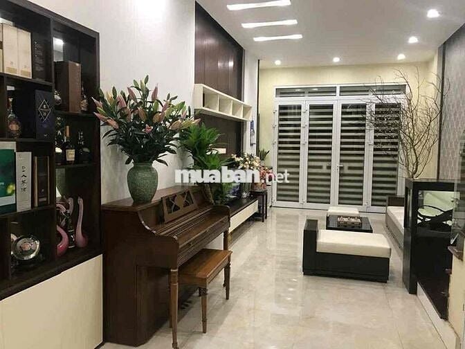 Bán nhà mặt  Phố - Ô tô tránh, view thoáng DT 51m * 4MT giá 21 tỷ