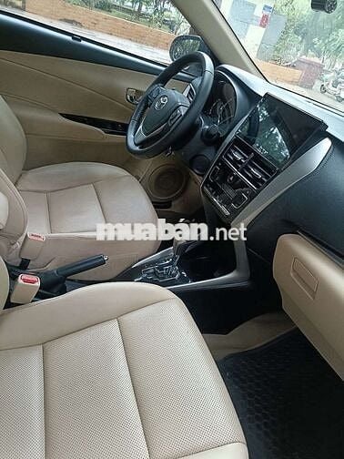 Toyota Vios Trắng Số tự động