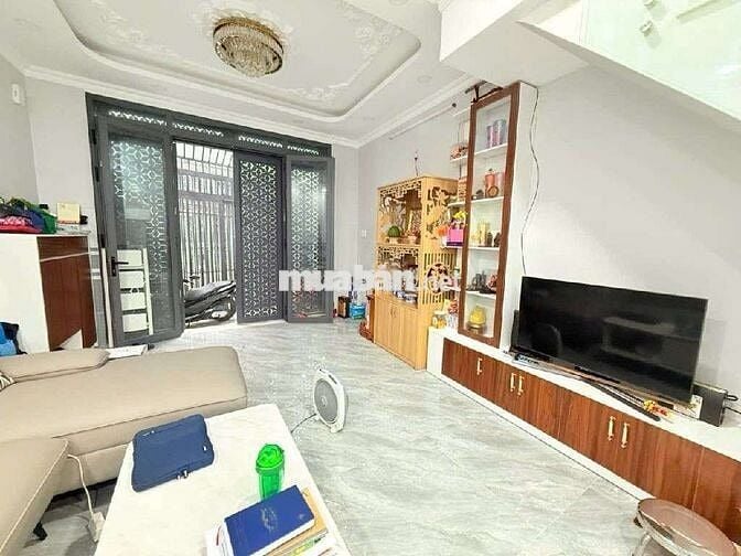 NHÀ PHỐ -2 TÂNG HIỆN ĐẠI-NGAY SÁT VINCOM - Q7 - DT 62 M2 - CHỈ 6,3 TỶ