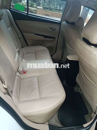 Toyota Vios Trắng Số tự động