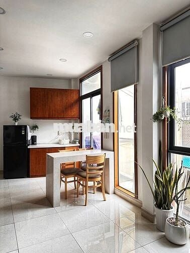 ✨ Căn hộ 2PN rộng thoáng 80m² – sát Q1, hỗ trợ 1tr tháng đầu