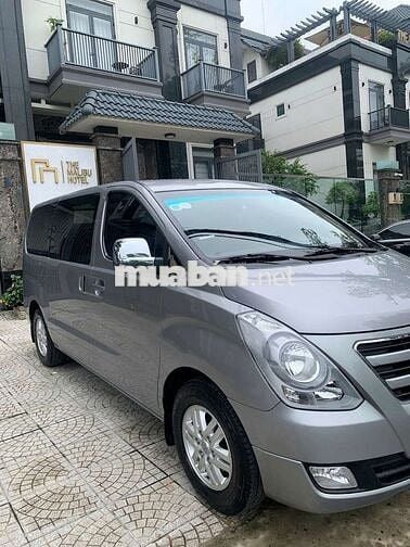 HYUNDAI STAREX 9 CHỖ MÁY DẦU SỐ SÀN SX CUỐI 2017