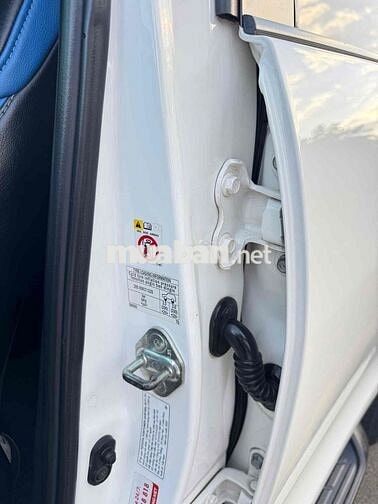 Toyota Fortuner 2020 2.4G 4x2 MT - 89000 km