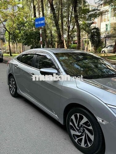 Honda Civic 2018 1.8 E - 950000 km