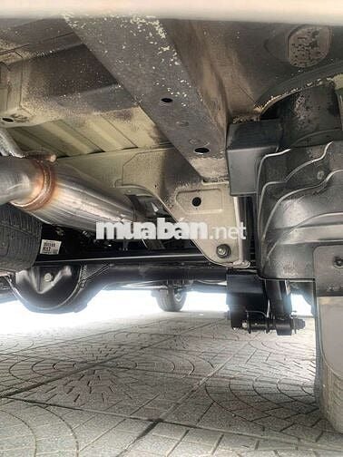 HYUNDAI STAREX 9 CHỖ MÁY DẦU SỐ SÀN SX CUỐI 2017