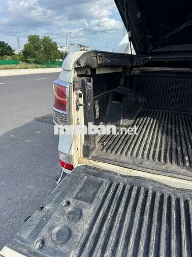 Mazda BT-50 2014 AT 2 câù
