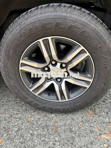 Toyota Fortuner 2022 2.4G 24165 km