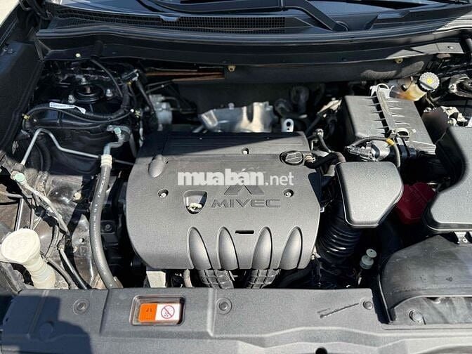 Mitsubishi Outlander 2018 2.0 CVT Premium