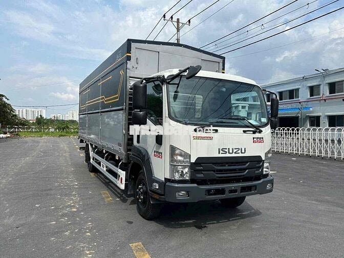 Xe isuzu 6,5 tấn mui bạt ,bửng nhôm! đặc biệt!!!