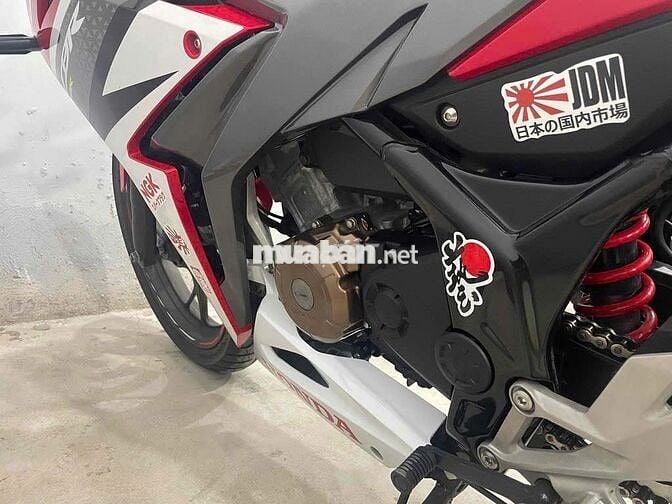 Xe CBR 150R nhập nguyên con INDONESIA