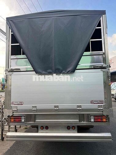 Xe isuzu 6,5 tấn mui bạt ,bửng nhôm! đặc biệt!!!