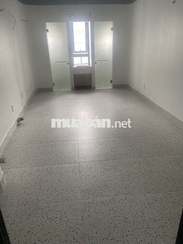 CHÍNH CHỦ CHO THUÊ NHÀ MẶT TIỀN - CÓ THANG MÁY - 3 LẦU