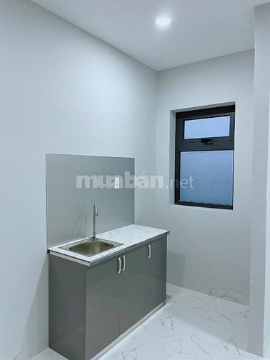 Chính chủ cho thuê phòng 30m2 ở KDC 13E Intresco đối diện ĐH Văn Hiến