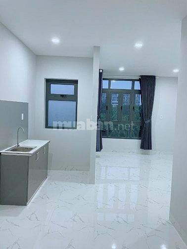 Chính chủ cho thuê phòng 30m2 ở KDC 13E Intresco đối diện ĐH Văn Hiến