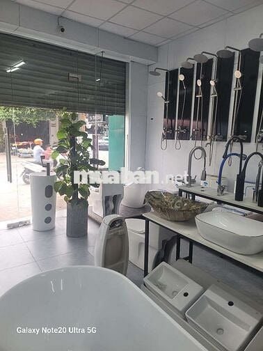 Sang Nhượng Cửa Hàng Thiết Bị Vệ Sinh