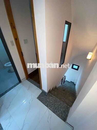 Nhà Mới 3PN Nguyễn Hiền Quận 3