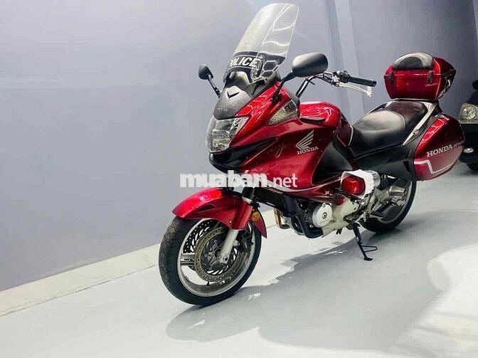 Siêu phẩm Honda NT700V