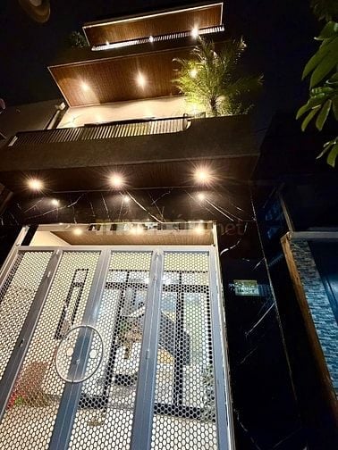 Bán nhà 3 tầng – full nội thất – kiệt 4m Hàn Mặc Tử