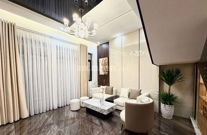 Bán nhà 3 tầng – full nội thất – kiệt 4m Hàn Mặc Tử