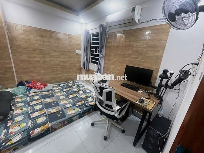 cho thuê phòng trống Lê Đức Thọ + máy lạnh + wc riêng giờ giấc tự do
