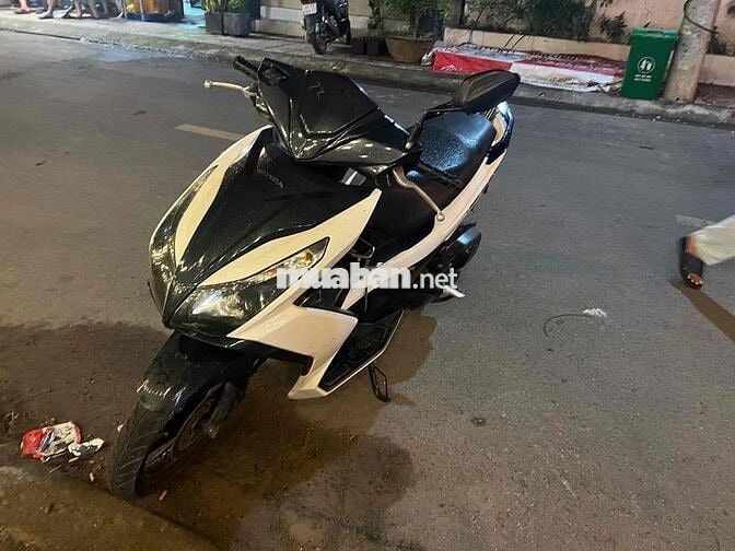 chính chủ cần bán xe