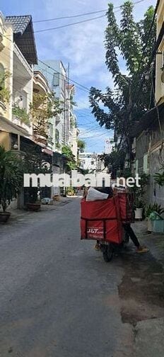 HẺM XE TẢI CHẠY VÔ TƯ. SÁT CHỢ.KHU VỰC AN NINH. DÂN CƯ ĐÔNG ĐÚC