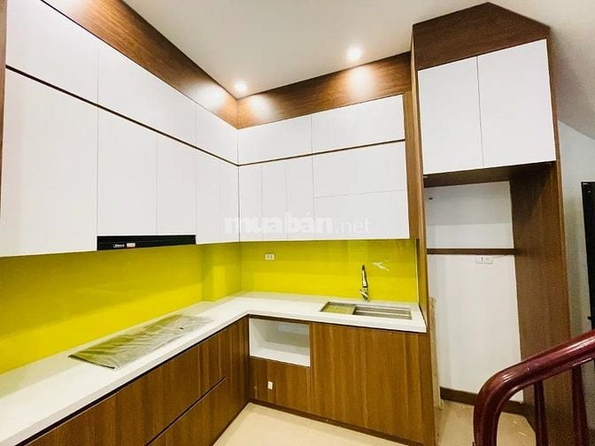 Bán nhà đẹp  Phố Đại Từ, 30m ra otô, 36m, 5 tầng, 5M MT, Gía 8,2 tỷ