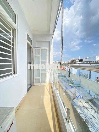 CĂN HỘ 1PN TÁCH BẾP BALCONY NGAY CHỢ TÂN ĐỊNH - CV LÊ VĂN TÁM QUẬN 1
