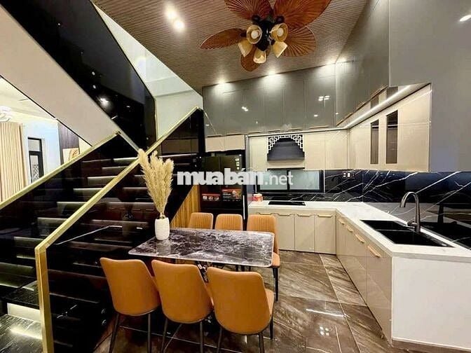 Siêu phẩm 3 tầng VIP trung tâm hải châu Đà Nẵng