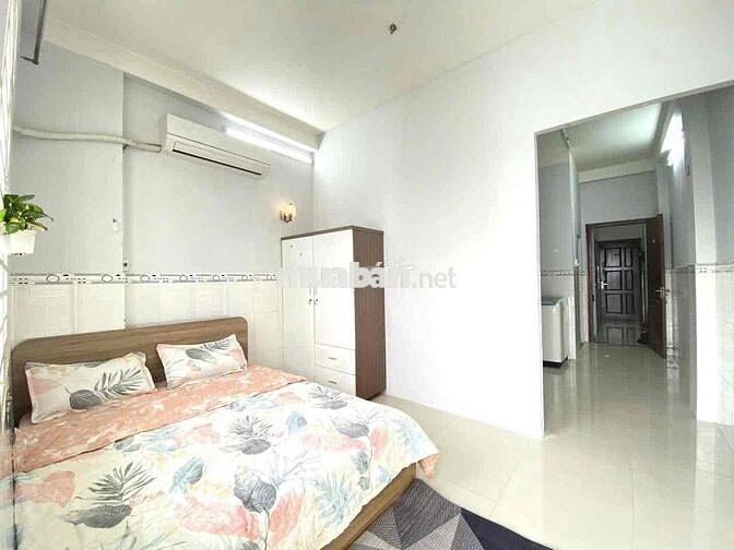 CĂN HỘ 1PN TÁCH BẾP BALCONY NGAY CHỢ TÂN ĐỊNH - CV LÊ VĂN TÁM QUẬN 1