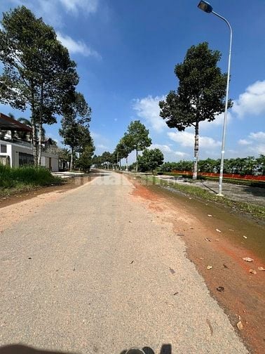 HÀNG KÍN - NHÀ TRỆT LẦU KDC FICO AN THỚI