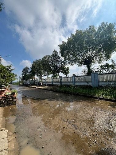 HÀNG KÍN - NHÀ TRỆT LẦU KDC FICO AN THỚI