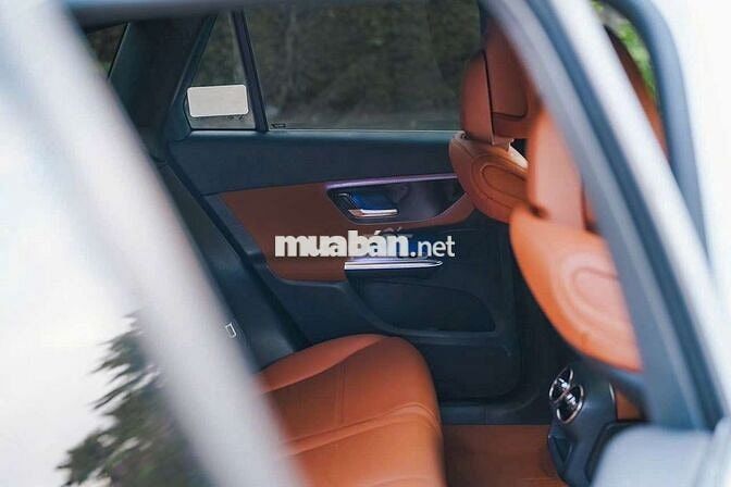 Mercedes GLC200 4matic 2023 Trắng