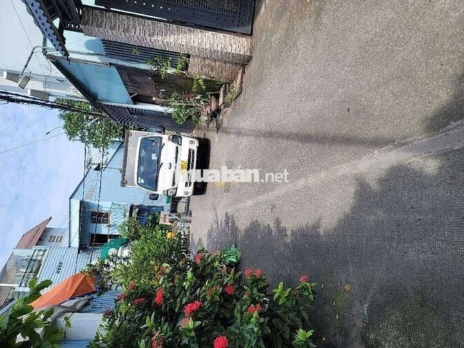 130M ĐẤT MẶT TIỀN ĐÔNG HƯNG THUÂN QUẬN 12