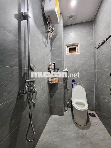 SIÊU HOT, GẦN MẶT TIỀN TÔN ĐẢN, NHÀ 3 TẦNG 3PN GẦN BẾN XE, KIỆT 4.5M