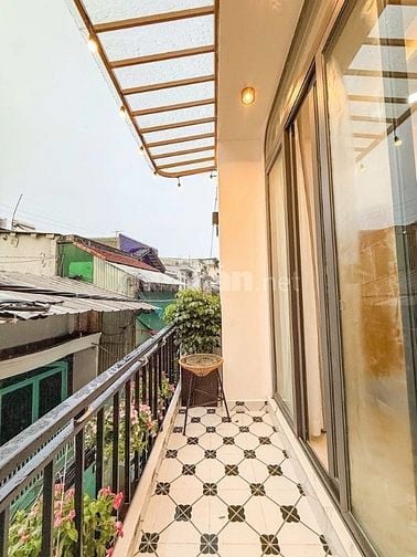 Bán Nhà Phan Văn Trị Bình Thạnh Hẻm Xe Hơi Tới Nhà 3PN Full Nội Thất 2