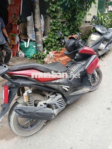 Yamaha NVX 125 B644 Đỏ đen