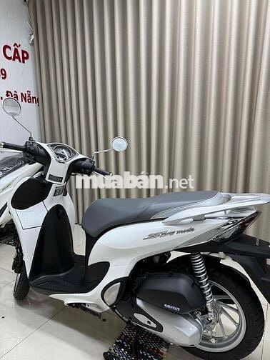 SH mode vừa bấm biển xong mới 100%