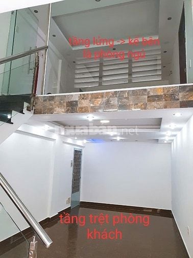 Chính chủ bán căn hộ chung cư 675 Nguyễn Kiệm, P9, Phú Nhuận, HCM