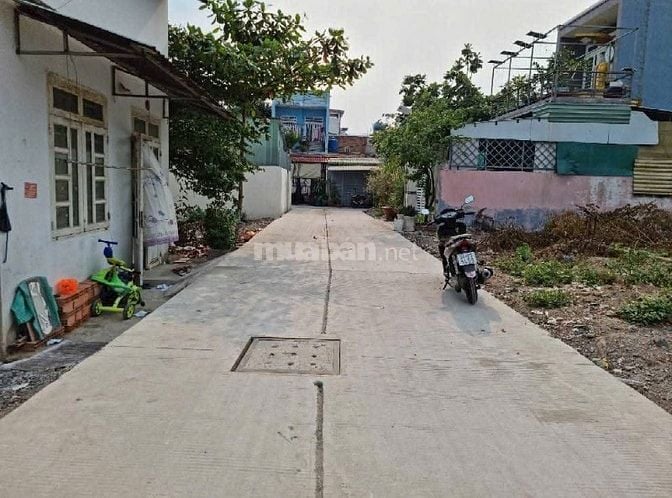 Lô Đất Full Thổ Cư, DT Lớn Giá Cực Tốt Ngay Nguyễn Thị Tú, Bình Chánh