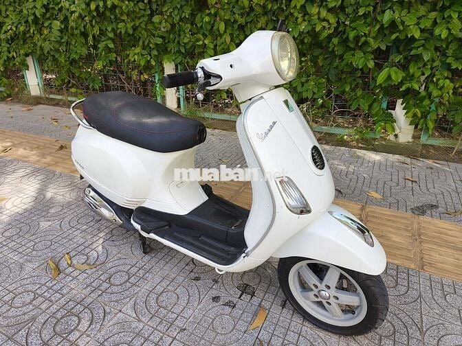 Piaggio Vespa FI 2011 Trắng
