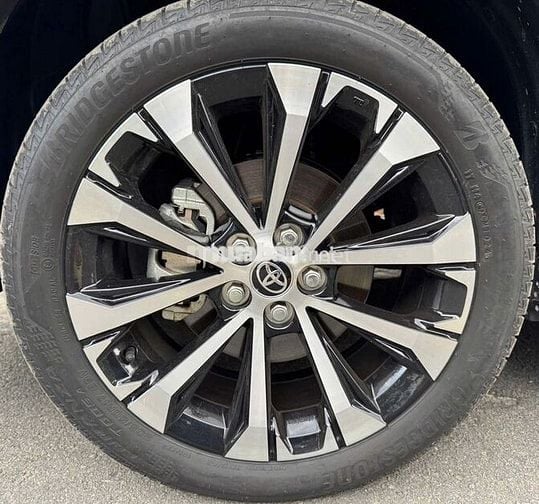 Toyota Veloz TOP 2024 - Xe Lướt 9000km