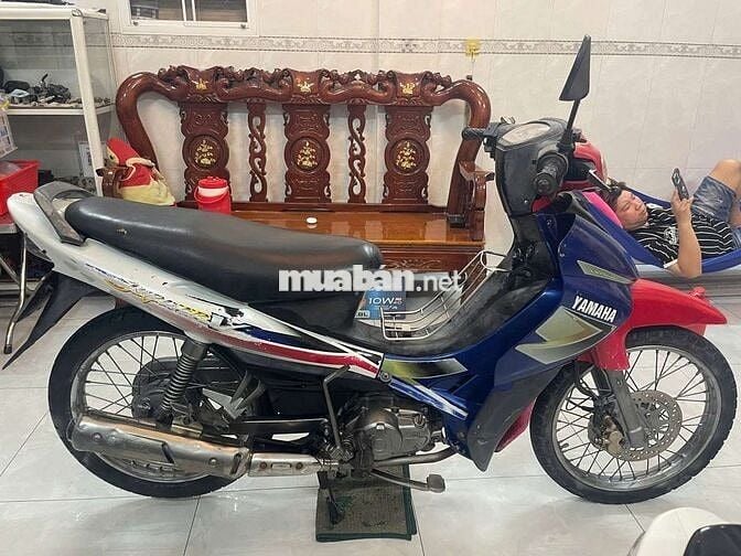 Jupiter v 2004 xe nhật giá rẻ bs 67